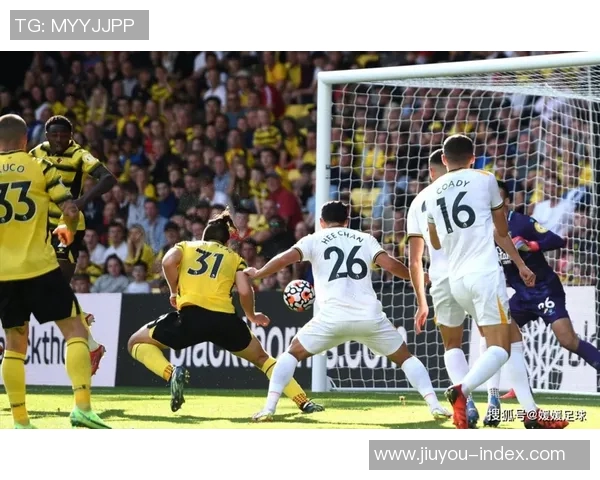 意甲盛宴：曼联狂胜多特蒙德五球大捷全场沸腾精彩集锦回顾