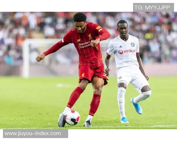 友谊赛精彩回顾：里昂大胜多特蒙德点球大战引发全场热潮