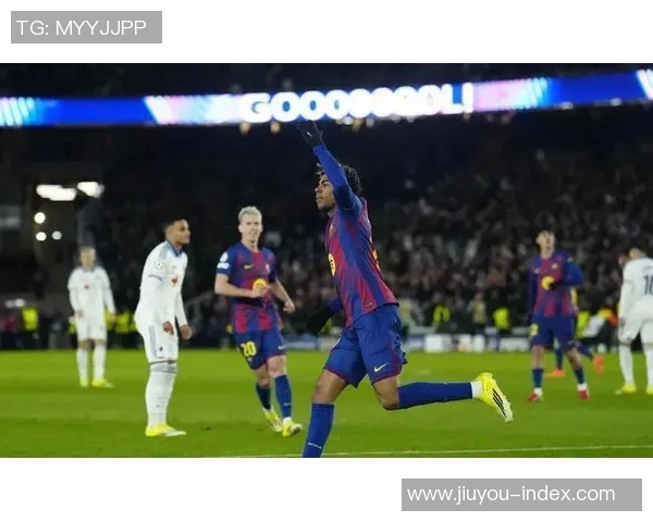 欧联杯精彩对决切尔西逆转巴萨全场沸腾瞬间回顾