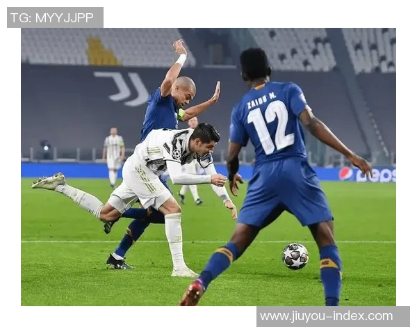 中超激战本菲卡与波尔图平局补时进球引发全场狂欢战术分析揭秘